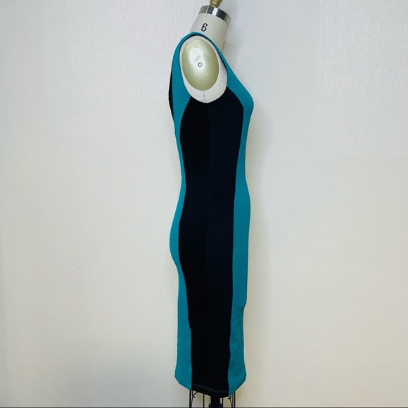 Bailey Blue Colorblock Bodycon Dress - Picture 5 of 8